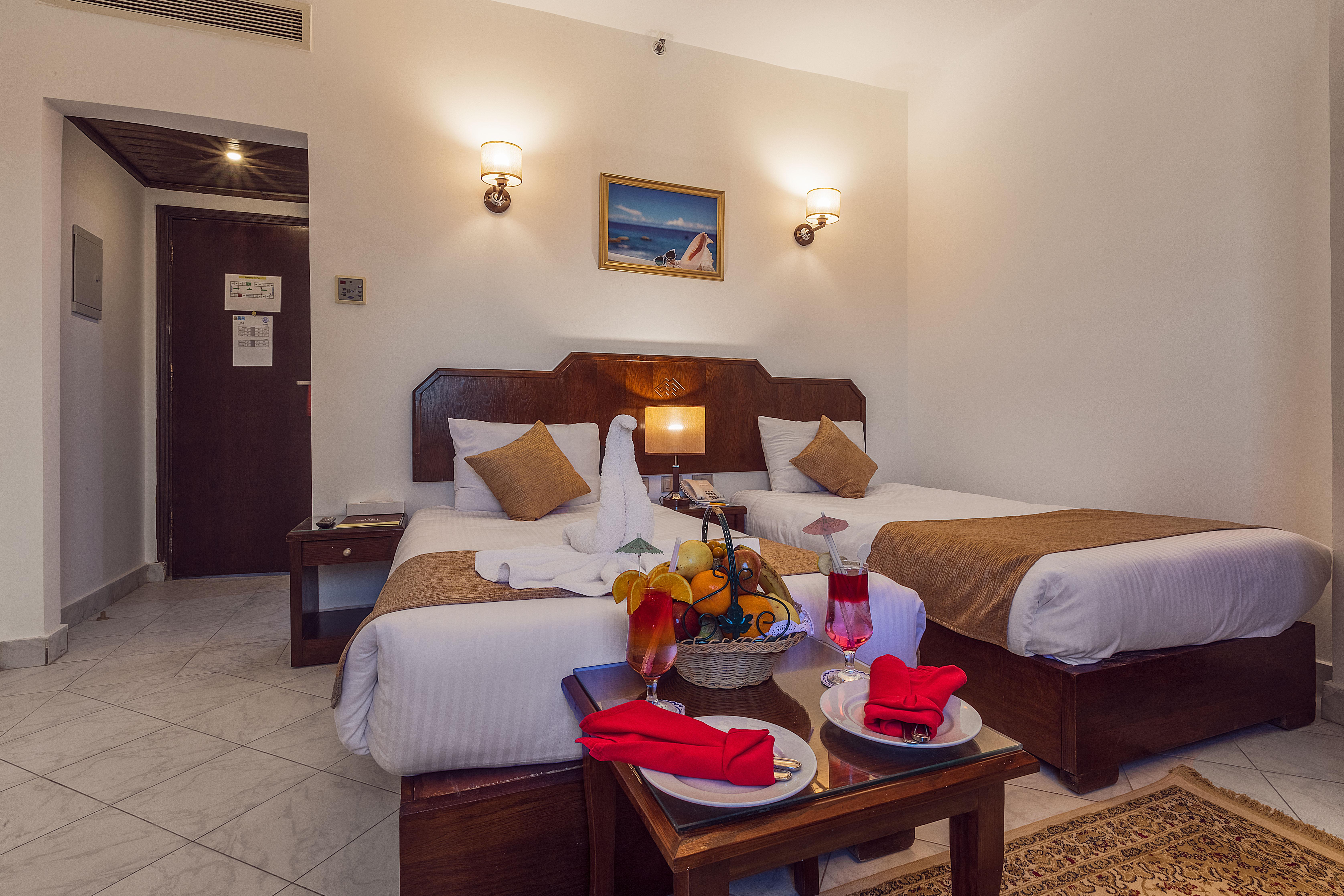 Minamark For Families And Couples Only 4* הורגהדה